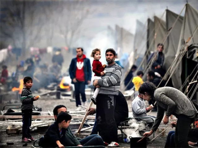 the university promises to grant refugees internationally recognised degrees without fees and documentation photo afp the university promises to grant refugees internationally recognised degrees without fees and documentation photo afp