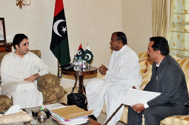 pakistan peoples party ppp senator gianchand and mpa dr khatumal jeewan briefing party chairperson bilawal bhutto zardari about the upcoming local government elections in sindh photo inp
