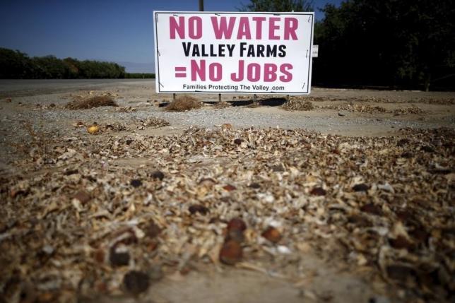 a water protest sign is seen near bakersfield california united states on july 23 2015 photo reuters