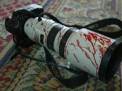 palestinian photographer says shot during west bank demo