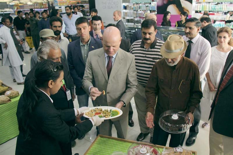 italian envoy tommaso sansone at the greenvalley premium hypermarket photo pr