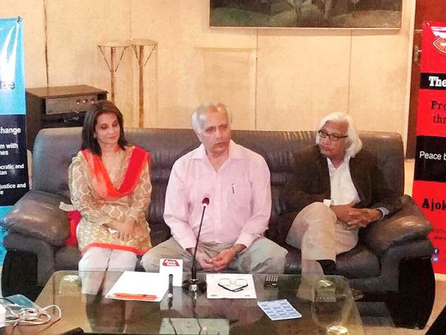 members of ajoka addressing the press conference at alhamra auditorium photo publicity members of ajoka addressing the press conference at alhamra auditorium photo publicity