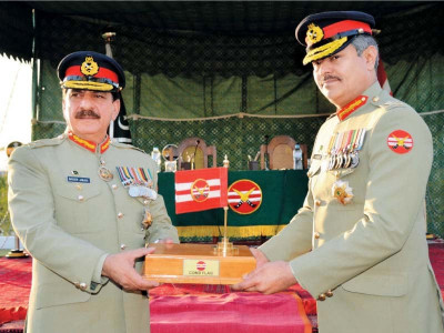 takes charge southern command gets new head