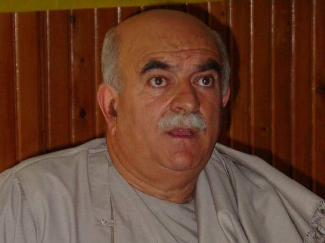 achakzai calls for end to typecasting of pukhtuns as terrorists photo express file