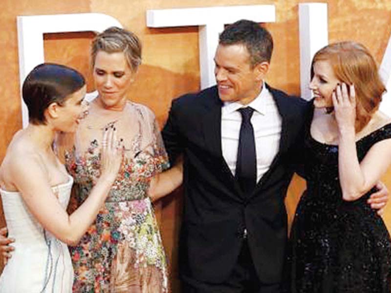 kate mara kristen wiig matt damon and jessica chastain arrive for the uk premiere of the martian photo reuters