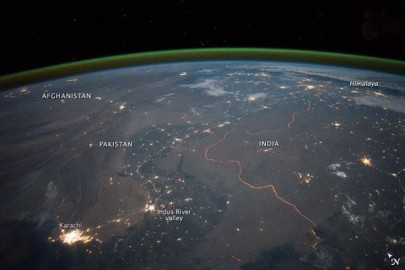 nasa shows us how heavily guarded the india pakistan border is