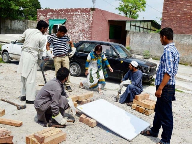 emergency officer deeba shahnaz trains participants in search and rescue methods photo express