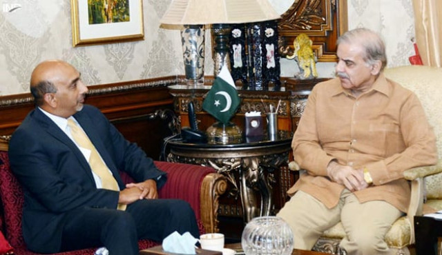shahbaz sharif meets new wb director patchamuthu illango photo inp shahbaz sharif meets new wb director patchamuthu illango photo inp