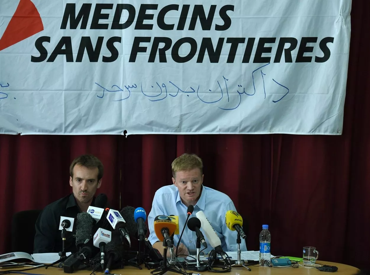 general director of doctors without borders or m decins sans fronti res msf christopher stokes r and country representative for msf in afghanistan guilhem molinie speak during a press conference at the msf office in kabul on october 8 2015 photo afp general director of doctors without borders or m decins sans fronti res msf christopher stokes r and country representative for msf in afghanistan guilhem molinie speak during a press conference at the msf office in kabul on october 8 2015 photo afp