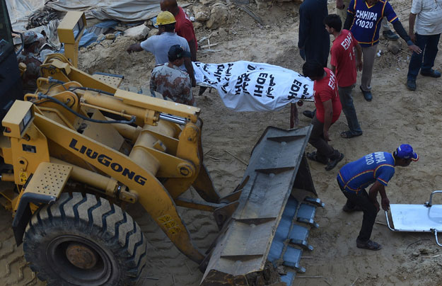 karachi rockslide tragedy