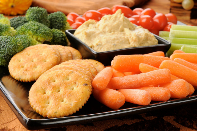 what you eat as a snack and when you eat it plays an important role in your diet and health photo livewellmagazine org what you eat as a snack and when you eat it plays an important role in your diet and health photo livewellmagazine org