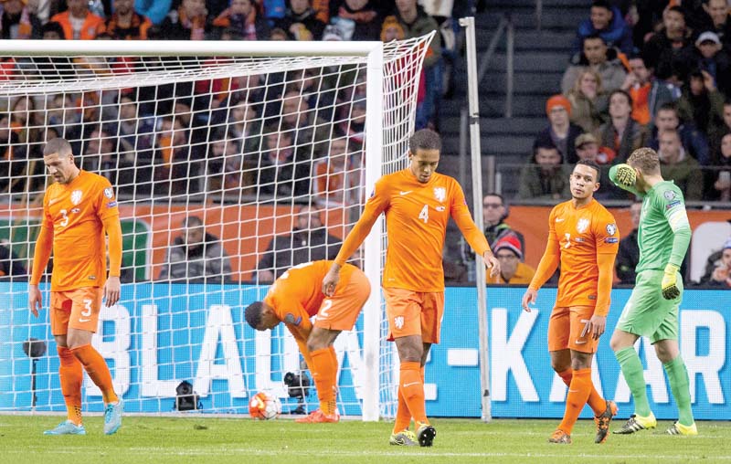 the dutch third at last year s world cup in brazil saw their hopes of a dramatic rescue act in the campaign evaporate as they conceded two first half goals photo afp