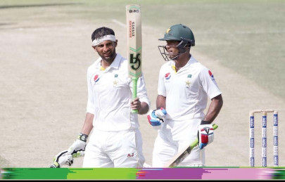 1st test england stay firm after malik s maiden double ton