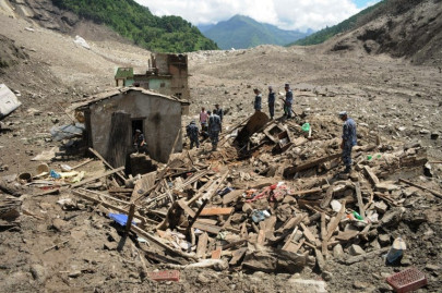 landslide tragedy 13 victims laid to rest in khanpur chak 5 landslide tragedy 13 victims laid to rest in khanpur chak 5