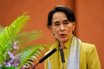 muslims from violence torn rakhine voice support for myanmar s suu kyi