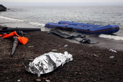 twelve migrants including children drown off turkish coast  coastguard twelve migrants including children drown off turkish coast  coastguard