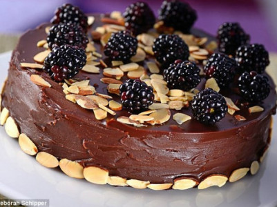 forget detox try this new cake cleanse forget detox try this new cake cleanse