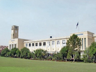 uet vc advises freshmen against slacking