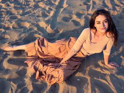 esra bilgi to share some good news soon esra bilgi to share some good news soon