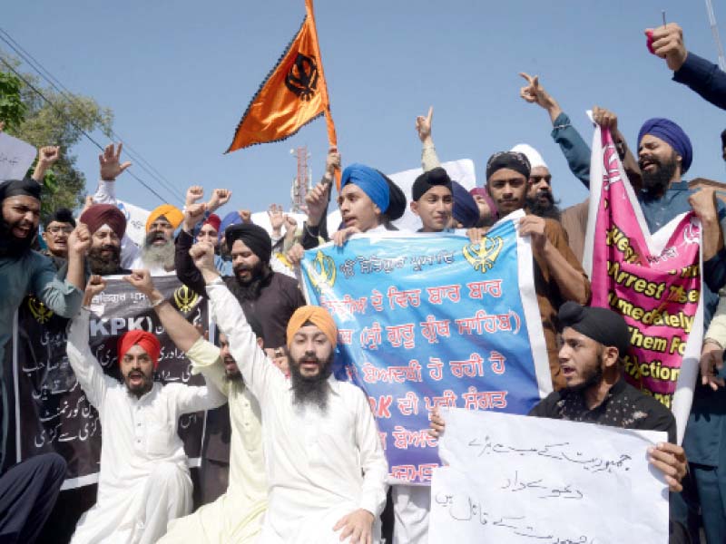 sikhs outside peshawar press club photo muhammad iqbal express