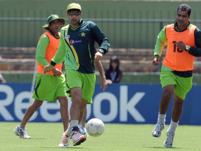 misbah looks up to yasir cook demands resilience from team