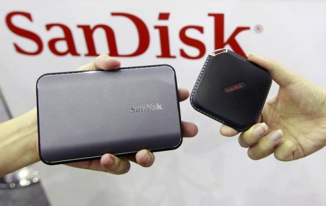 sandisk 039 s new portable solid state drives are displayed at the sandisk booth during the 2015 computex exhibition at the twtc nangang exhibition hall in taipei taiwan june 2 2015 photo reuters sandisk 039 s new portable solid state drives are displayed at the sandisk booth during the 2015 computex exhibition at the twtc nangang exhibition hall in taipei taiwan june 2 2015 photo reuters