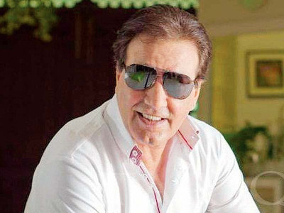 javed sheikh turns director for violent love story