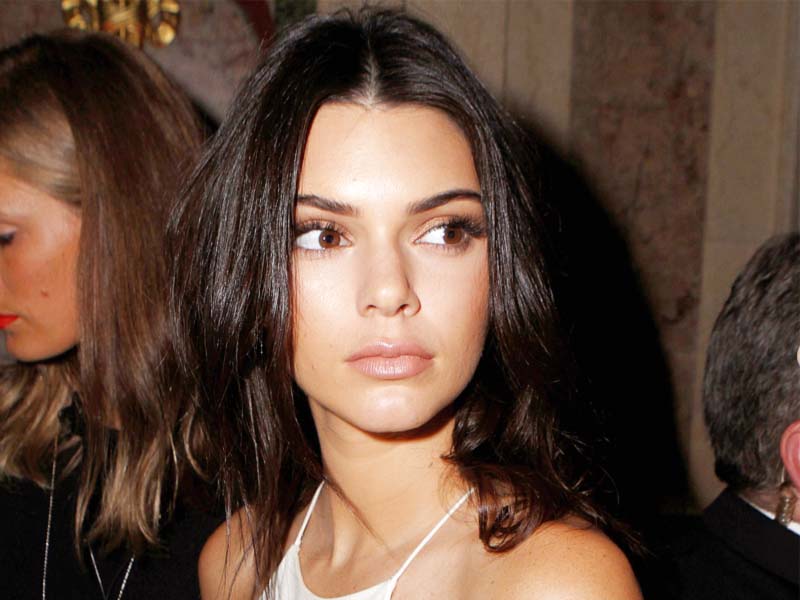 reports even suggested that one model had put a cigarette in kendall s drink photo file