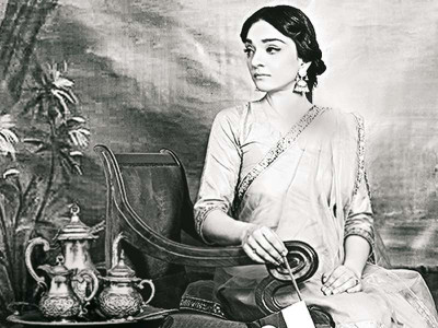 noori breaks open the pinjra noori breaks open the pinjra