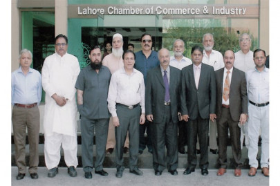 plastic industry smuggling causing huge losses