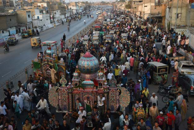 four killed as truck hits mourners in hyderabad four killed as truck hits mourners in hyderabad