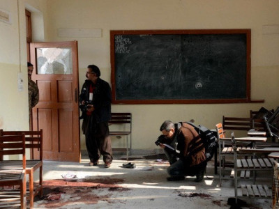 minimising risk freedom network unesco give journalists safety training