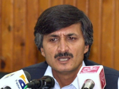 apc govt slated by opposition over lack of education emergency