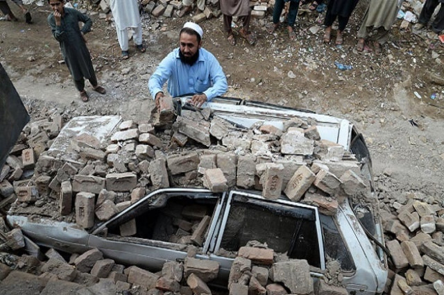 cm punjab phoned kp chief minister pervaiz khatak to express solidarity following the loss of life and property across the province photo express cm punjab phoned kp chief minister pervaiz khatak to express solidarity following the loss of life and property across the province photo express