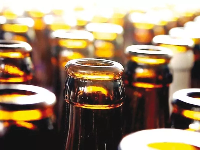 murree brewery s stock which traded at rs1 144 5 per share the previous day hit the lower cap after declining by rs54 5 or 5 photo file murree brewery s stock which traded at rs1 144 5 per share the previous day hit the lower cap after declining by rs54 5 or 5 photo file