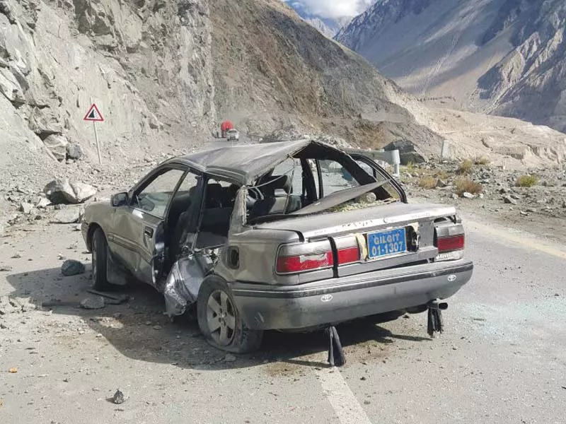 car hit by boulders in kohistan photo express car hit by boulders in kohistan photo express