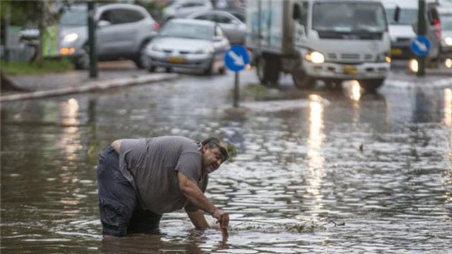 heavy rain leaves widespread flooding across parts of syria iraq iran and kuwait photo afp heavy rain leaves widespread flooding across parts of syria iraq iran and kuwait photo afp