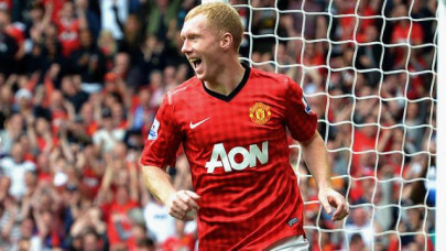 scholes takes aim at misfiring united