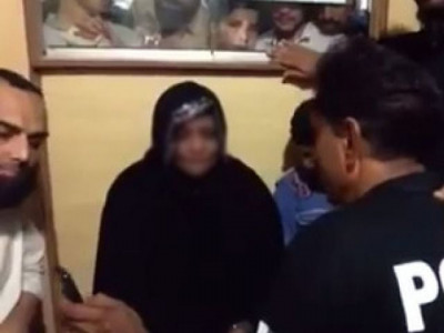 viral video policeman who slapped woman granted bail viral video policeman who slapped woman granted bail