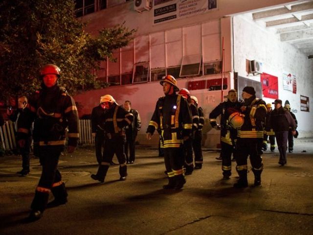 emergency services gather near a club in bucharest after an explosion on october 31 2015 photo afp