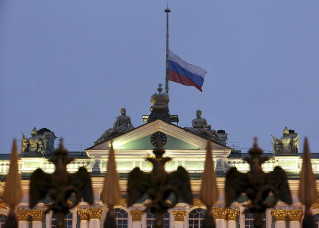 the russian national flag flies at half mast on the roof of the state hermitage museum in st petersburg russia november 1 2015 photo reuters the russian national flag flies at half mast on the roof of the state hermitage museum in st petersburg russia november 1 2015 photo reuters