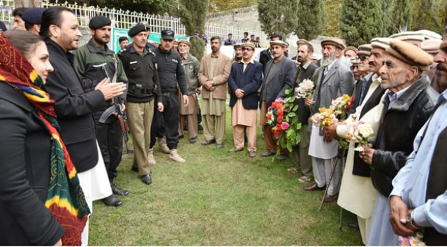 pml n leader says wishes of g b govt will be taken into account photo inp pml n leader says wishes of g b govt will be taken into account photo inp
