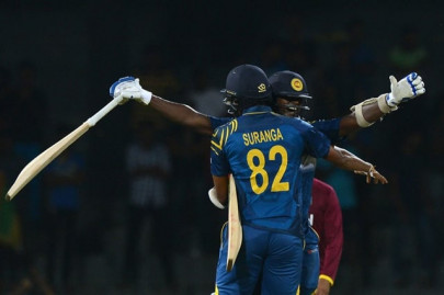 dilshan shines as sri lanka win rain hit odi