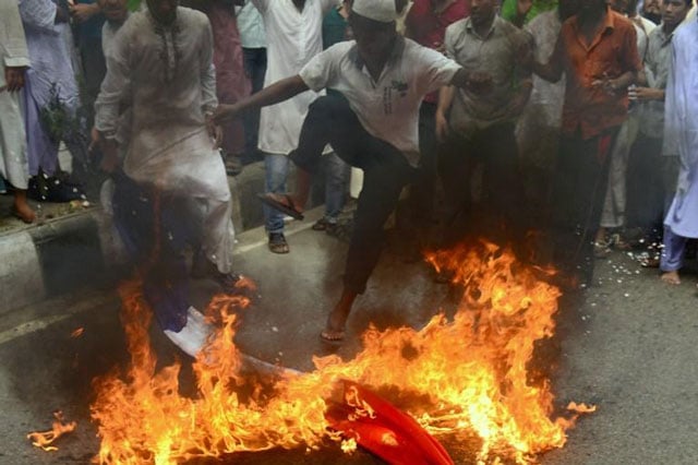 hundreds of people including book shop owners took to the streets of dhaka to protest perceived government inaction over a string of attacks including the machete murder on saturday of a publisher of secular books photo afp