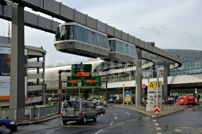 wwii bomb discovered at german airport 7 flights cancelled