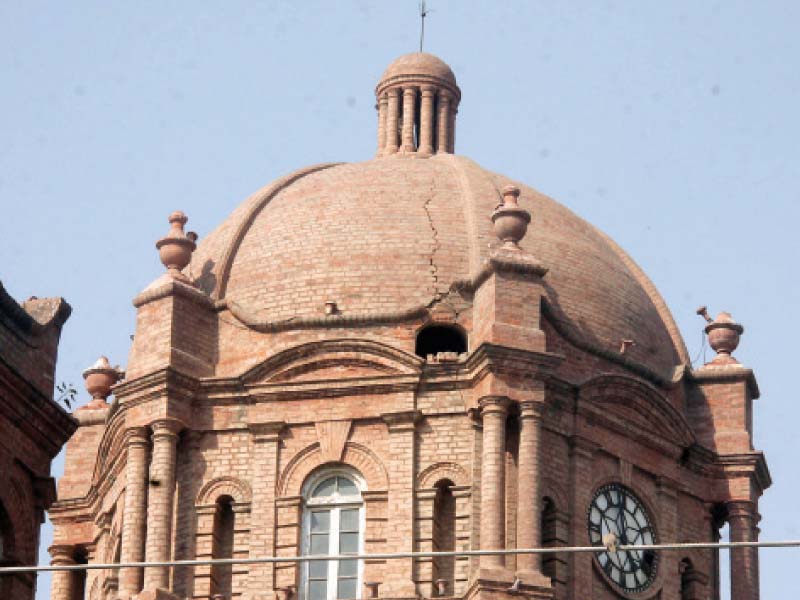 cracks appeared in the dome at the gpo building in the recent earthquake photo abid nawaz express