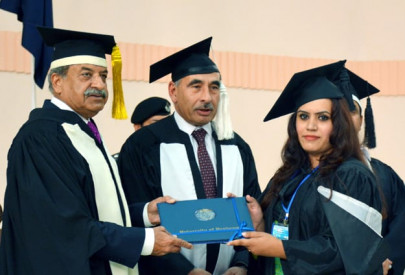 university of peshawar s 63rd convocation blind student gets standing ovation university of peshawar s 63rd convocation blind student gets standing ovation