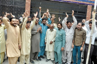 unpleasant exchange fda deputy director suspended for assaulting guard unpleasant exchange fda deputy director suspended for assaulting guard