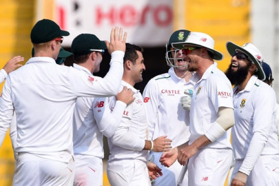 s africa s elgar wrecks india in first test