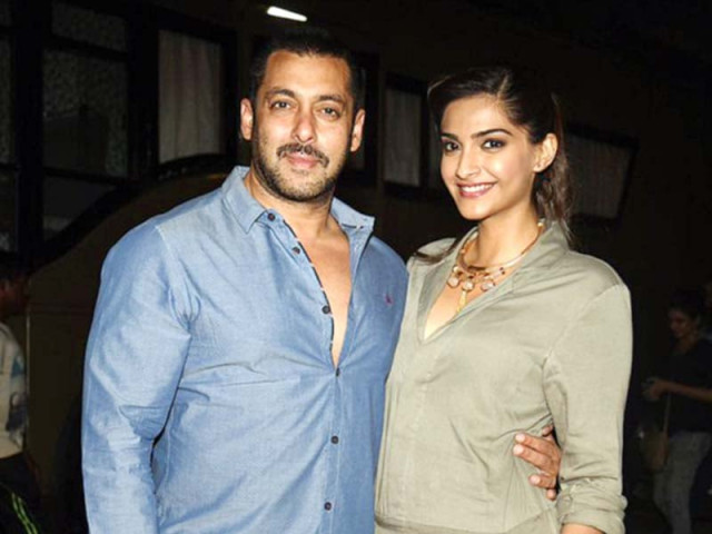 salman and sonam in new delhi to promote prem ratan dhan payo photo file salman and sonam in new delhi to promote prem ratan dhan payo photo file